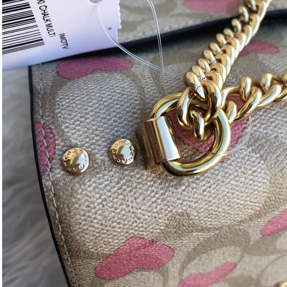 Last one COACH MINI KLARE CROSSBODY IN SIGNATURE CANVAS WITH HEART PRINT - Picture 11 of 12